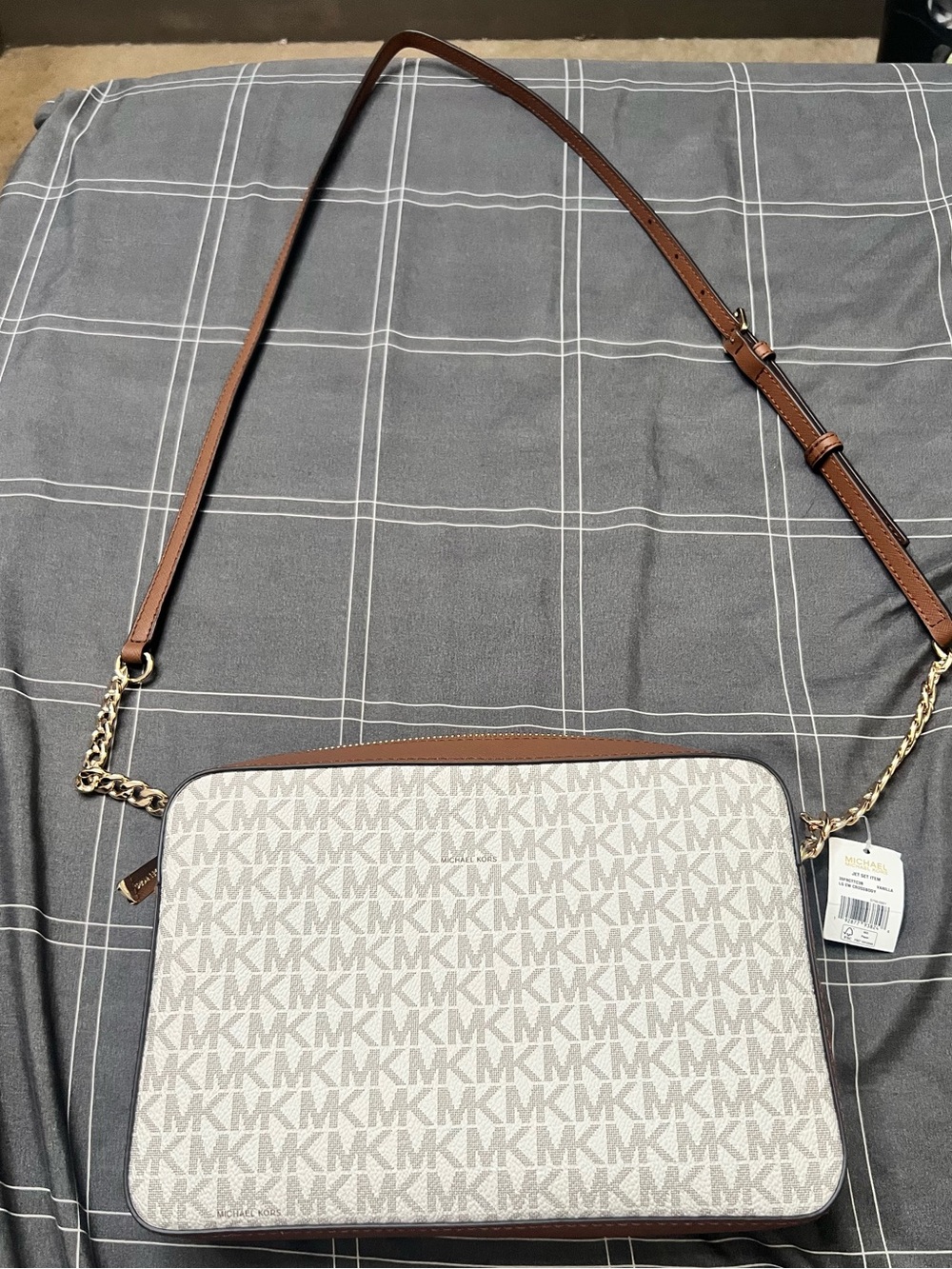 Michael Kors Signature MK Crossbody in Vanilla and Brown - Picture 2 of 3